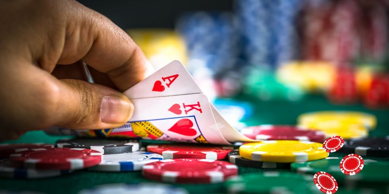 Thùng Phá Sảnh Poker là gì